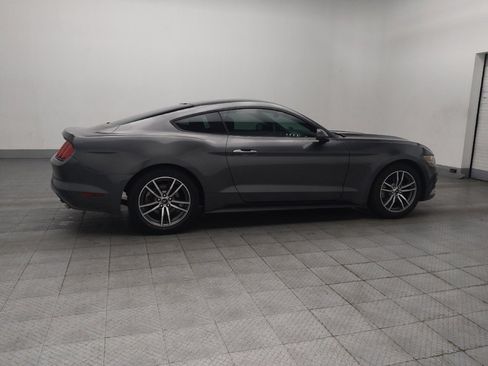 Used 2016 Ford Mustang Coupe RWD image 10