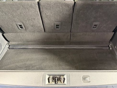 Used 2025 Ford Expedition Platinum w/ Driver's Package AWD/4WD image 33