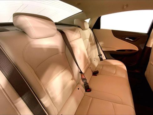 Used 2024 Chevrolet Malibu LT FWD image 23