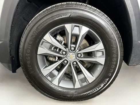 Used 2025 Chevrolet Equinox LT image 11