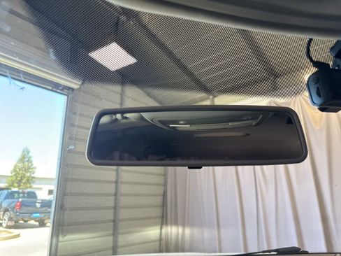 Used 2017 Volkswagen Passat 1.8T R-Line w/ R-Line Lighting Package FWD image 23