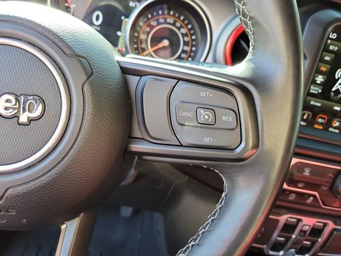 Certified 2021 Jeep Wrangler Unlimited Sport AWD/4WD image 25