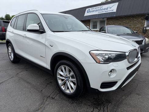 Used 2017 BMW X3 xDrive28i AWD/4WD image 1