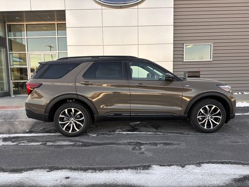New 2026 Ford Explorer ST-Line image 11