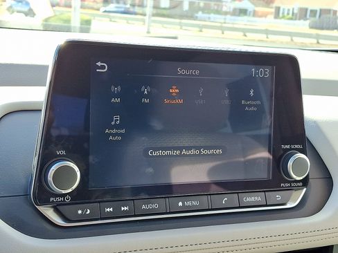 Certified 2025 Nissan Rogue SV image 26