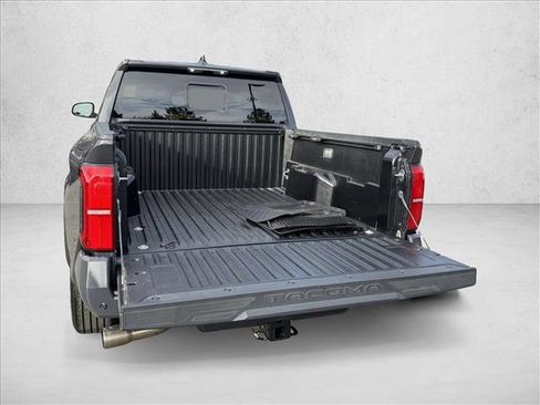 Certified 2025 Toyota Tacoma SR5 image 7