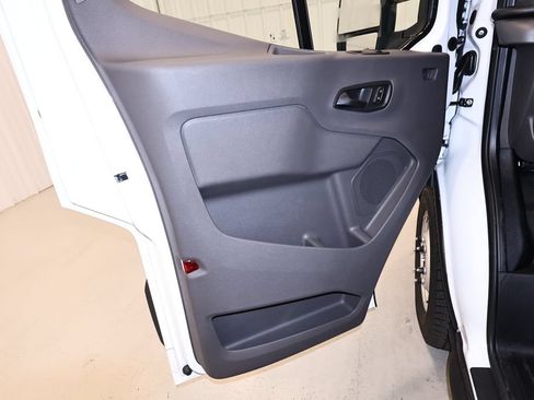 New 2026 Ford Transit 250 148 Medium Roof Extended AWD image 10