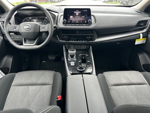 New 2026 Nissan Rogue SV w/ Cold Weather Package AWD/4WD image 15