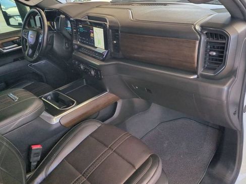 Used 2025 Chevrolet Silverado 3500 High Country w/ High Country Premium Package AWD/4WD image 36
