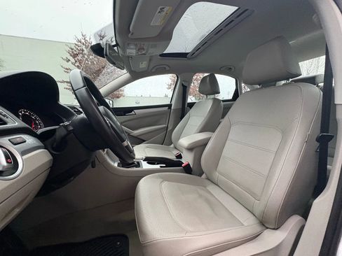 Used 2013 Volkswagen Passat TDI SE image 10