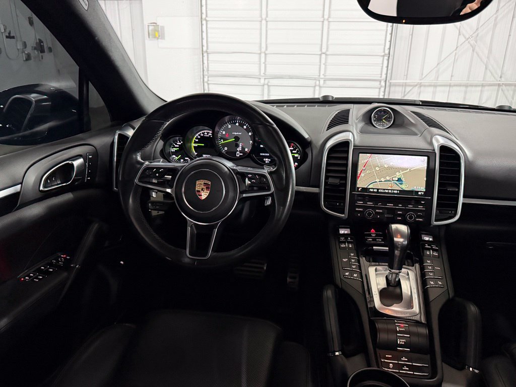 Used 2016 Porsche Cayenne S AWD/4WD image 41