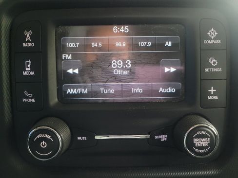 Used 2018 Jeep Wrangler Sport image 25