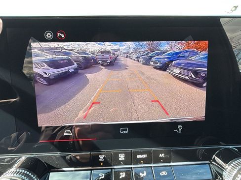 New 2026 GMC Canyon Elevation image 10