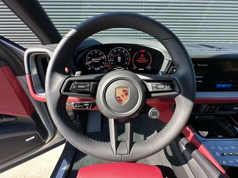 Used 2026 Porsche Cayenne S AWD/4WD image 17
