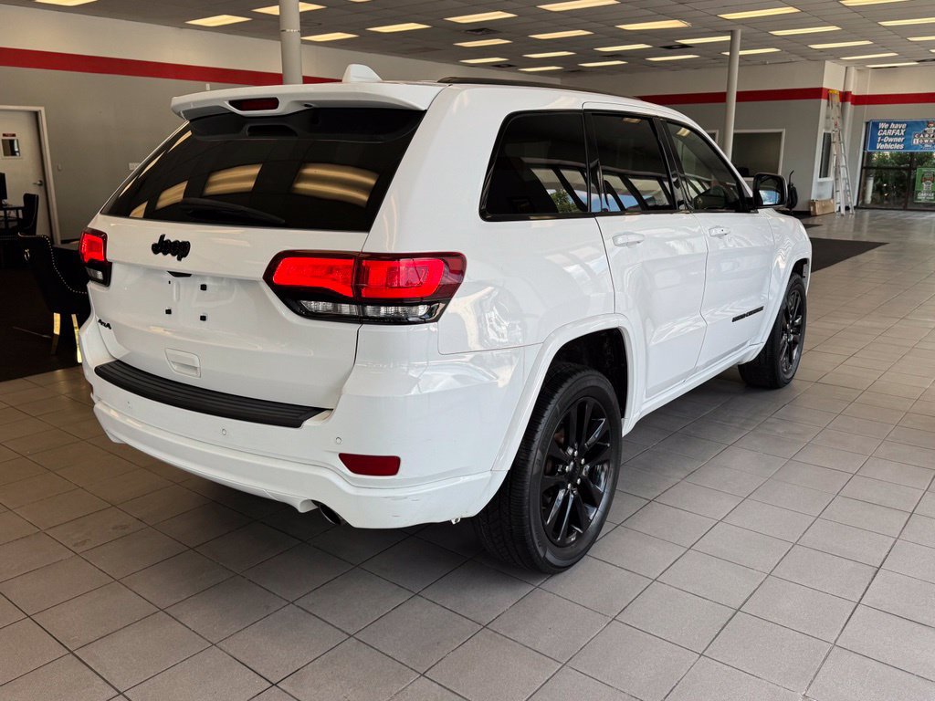 Used 2019 Jeep Grand Cherokee Altitude AWD/4WD image 7