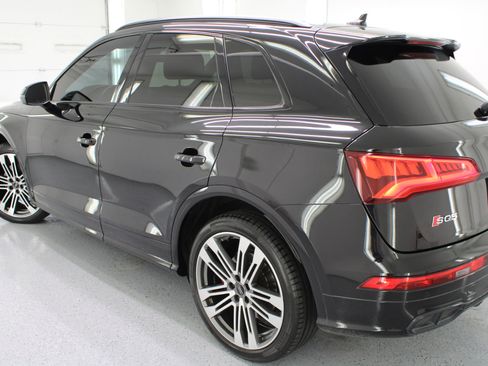 Used 2019 Audi SQ5 Premium Plus w/ Premium Plus Package image 16