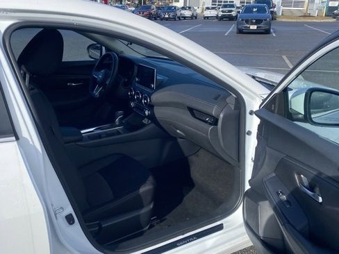 New 2025 Nissan Sentra SV image 25