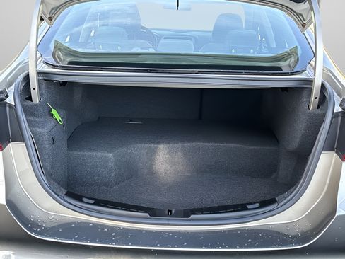 Used 2018 Ford Fusion S image 8