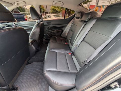 Used 2022 Nissan Altima 2.5 SR image 17