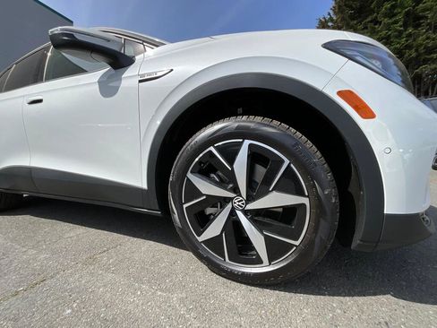 New 2026 Volkswagen ID.4 Pro S AWD/4WD image 10