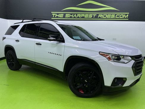 Used 2020 Chevrolet Traverse Premier w/ Redline Edition FWD image 1