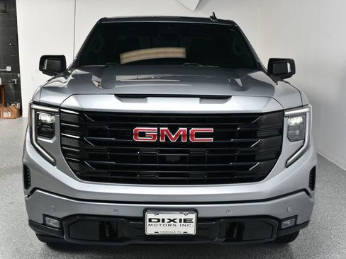 Used 2024 GMC Sierra 1500 Elevation w/ Elevation Premium Package AWD/4WD image 12