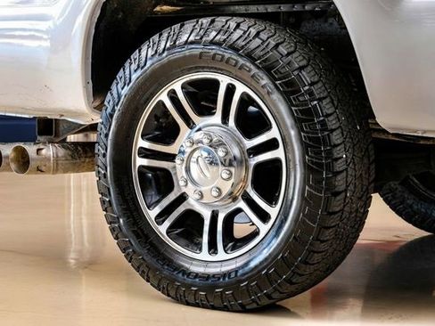 Used 2013 Ford F250 Platinum w/ FX4 Off Road Pkg image 44