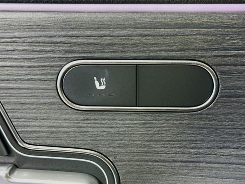 Used 2022 Mercedes-Benz CLA 250 CLA 250 image 19