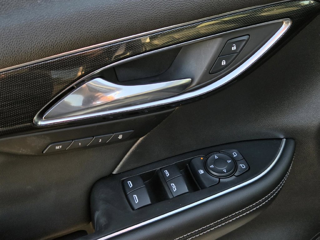 Used 2021 Buick Envision Essence w/ Technology Package I AWD/4WD image 19