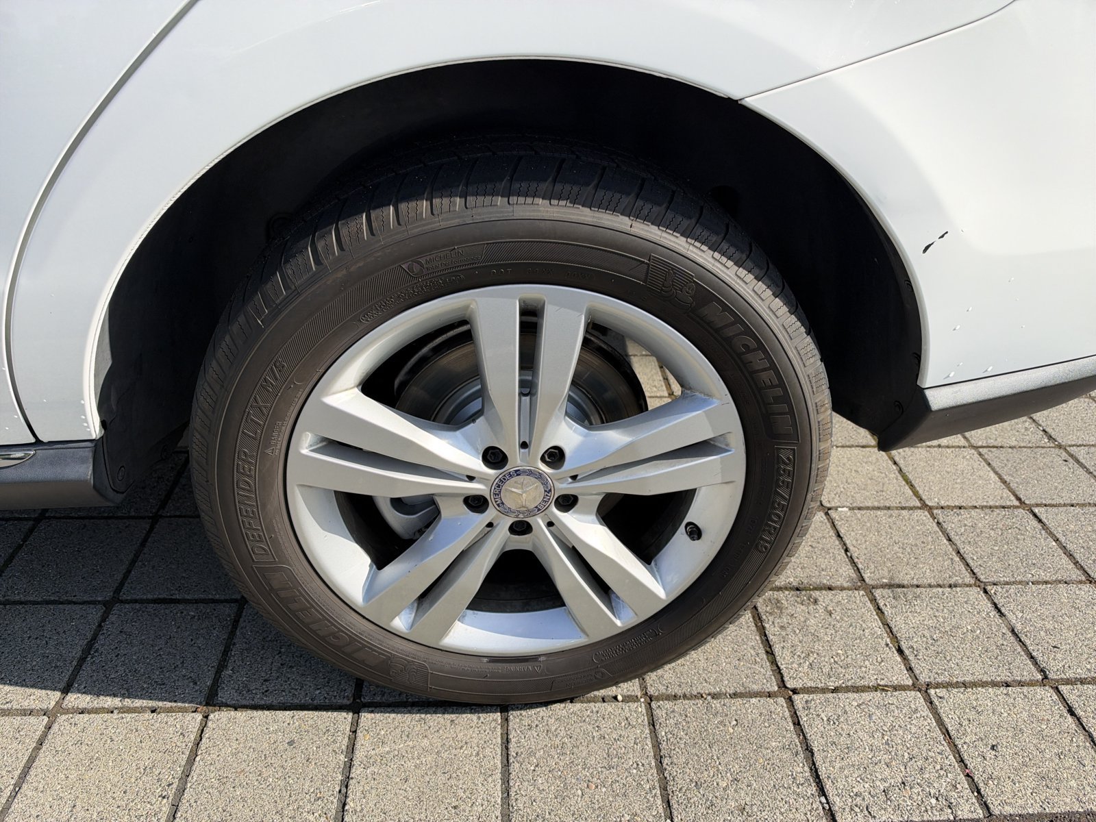 Used 2015 Mercedes-Benz ML 350 4MATIC image 13