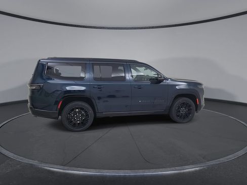 New 2026 Jeep Grand Wagoneer Limited AWD/4WD image 16