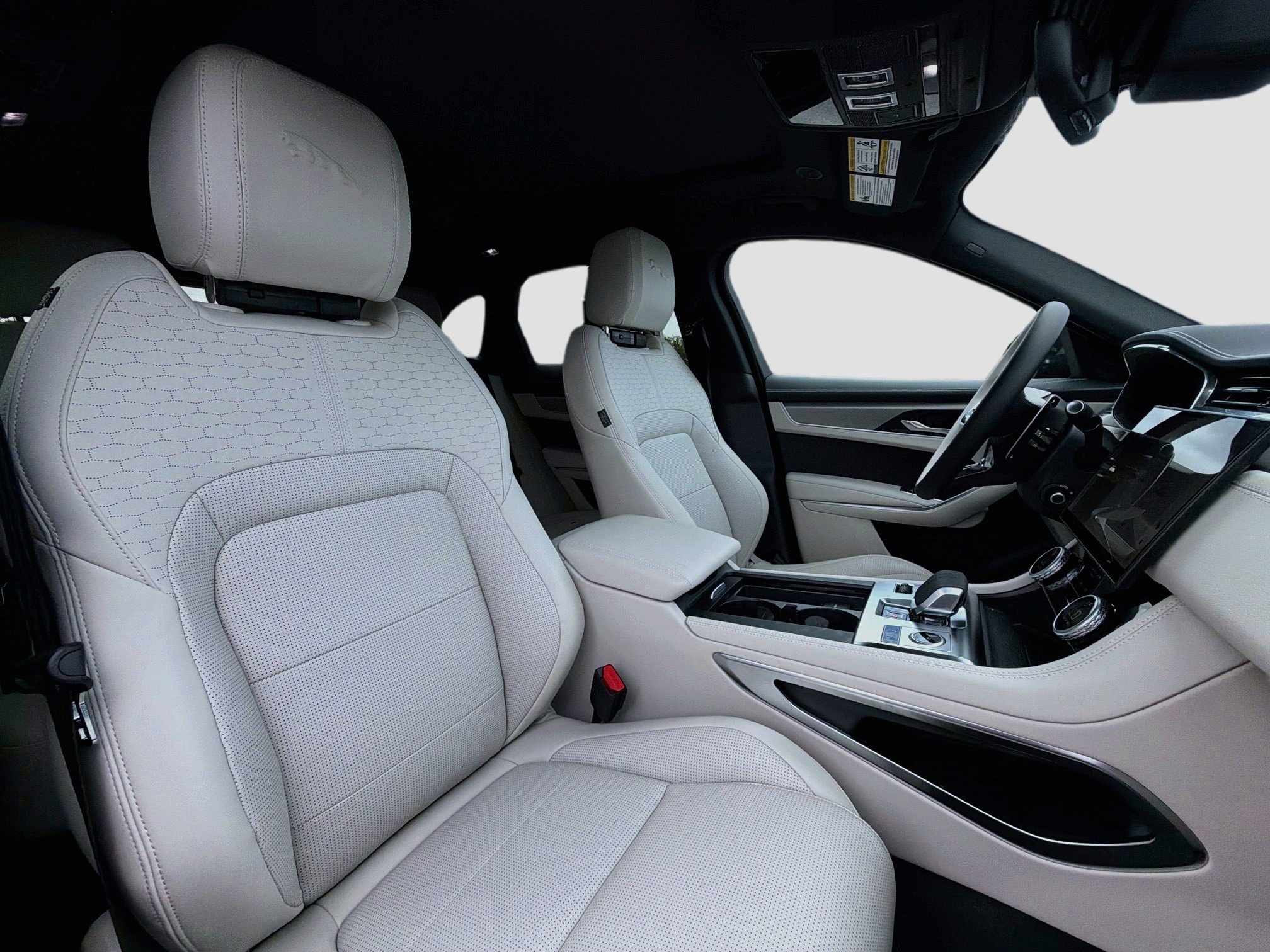 New 2026 Jaguar F-PACE R-Dynamic S AWD/4WD image 15