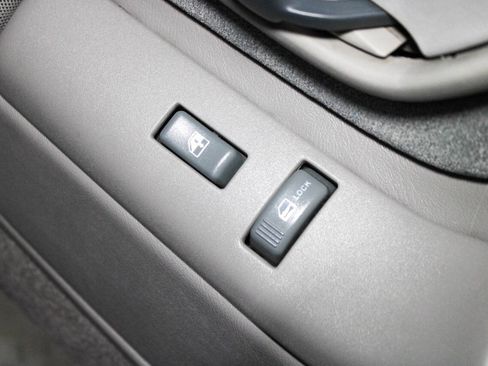 Used 1996 Chevrolet Silverado 1500 2WD Regular Cab image 39