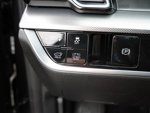 Certified 2025 Kia Sportage SX Prestige AWD/4WD image 25