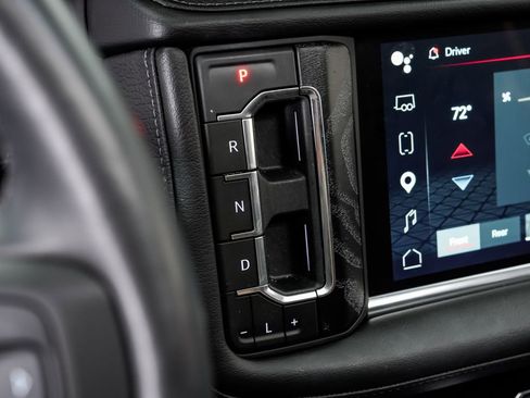 Used 2023 GMC Yukon Denali w/ Denali Reserve Package AWD/4WD image 17