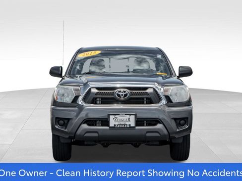 Used 2015 Toyota Tacoma 2WD Access Cab w/ SR5 Package image 2