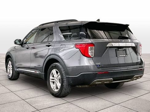Used 2021 Ford Explorer XLT w/ Equipment Group 202A AWD/4WD image 10