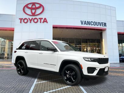 Used 2023 Jeep Grand Cherokee Altitude