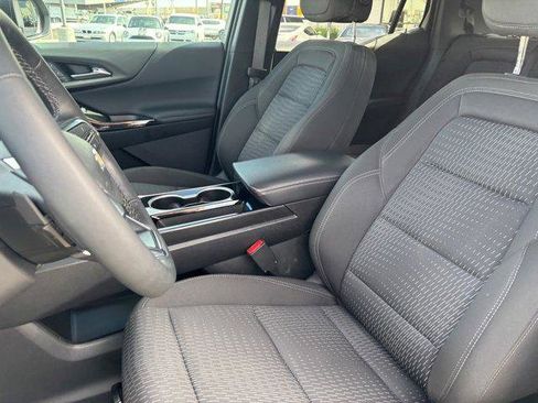 Used 2025 Chevrolet Equinox LT image 21