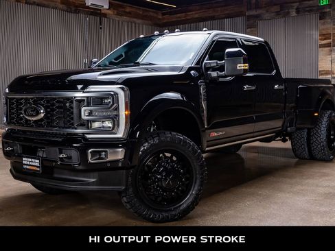 Used 2024 Ford F450 Platinum w/ FX4 Off-Road Package AWD/4WD image 5