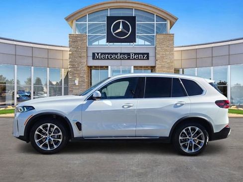 Used 2024 BMW X5 xDrive40i image 2