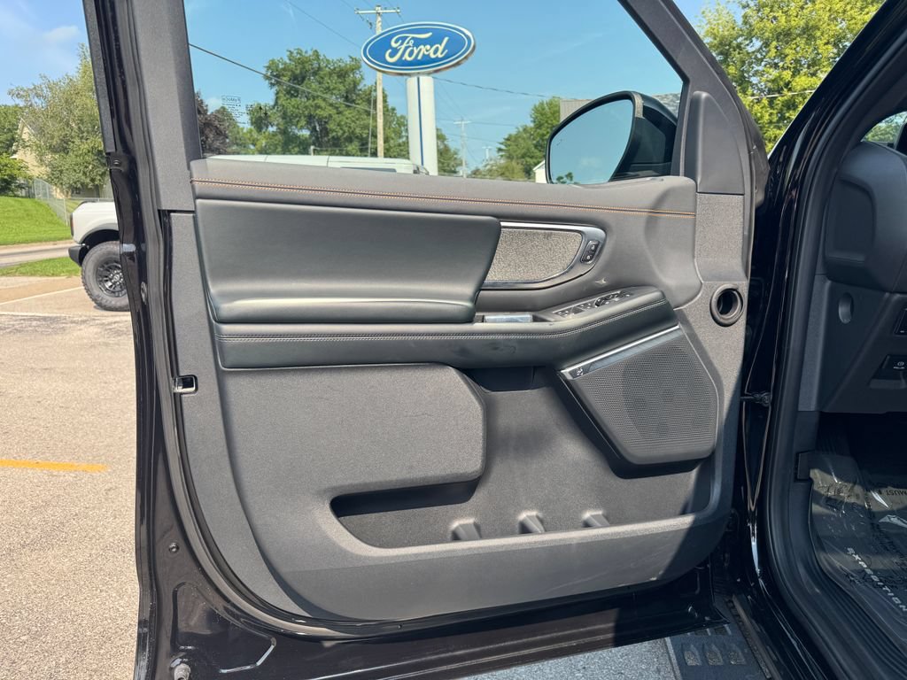 Used 2026 Ford Expedition Tremor AWD/4WD image 18