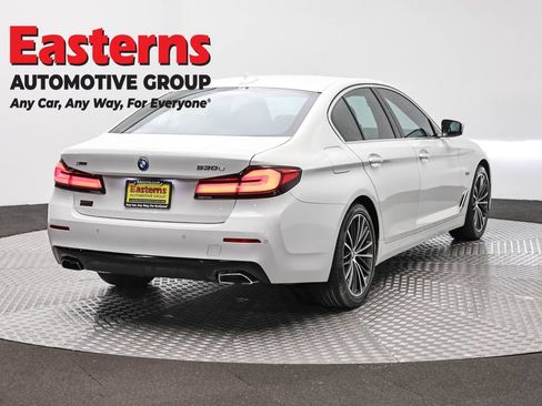 Used 2023 BMW 530e xDrive w/ Convenience Package AWD/4WD image 5