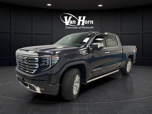 Used 2022 GMC Sierra 1500 Denali AWD/4WD image 3