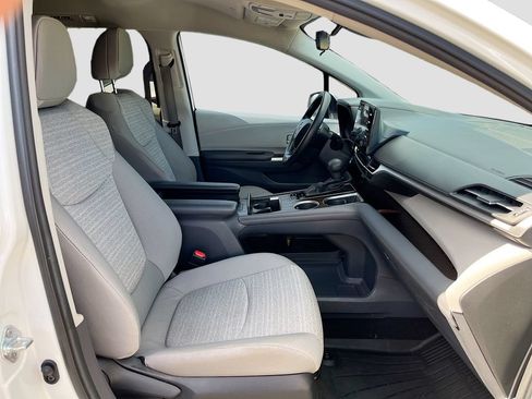 Used 2023 Toyota Sienna LE FWD image 27