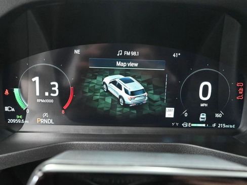 Used 2025 Ford Explorer ST-Line w/ ST-Line Street Pack image 32