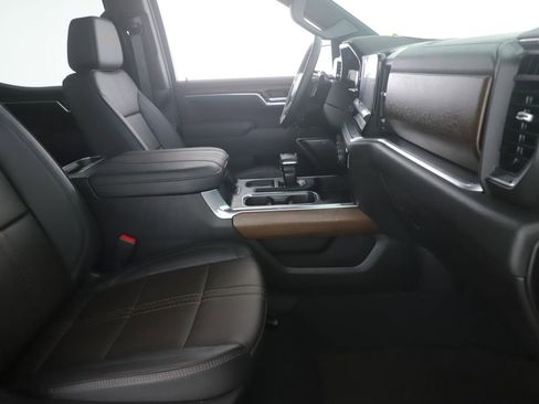 Used 2026 Chevrolet Silverado 1500 High Country w/ Midnight Edition AWD/4WD image 32