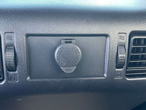 Used 2020 Toyota Tundra SR5 w/ TRD Off-Road Package image 26