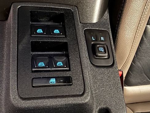 Used 2022 Ford Bronco Wildtrak AWD/4WD image 40