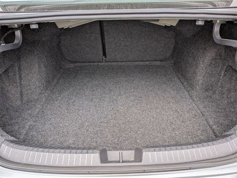 Used 2024 Volkswagen Jetta SE image 30